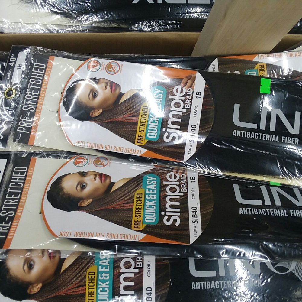 Simple braiding hair